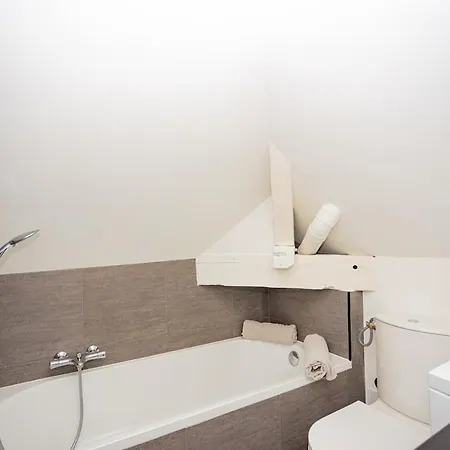 Lägenhet Le Nid Troyen I Proche Gare I Cozy & New I Hyper Centre I Rentimmo